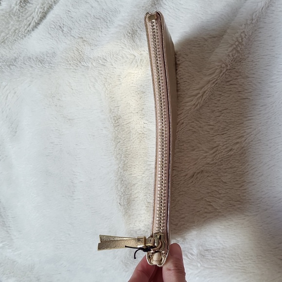 NWT! Gold Dazzle Medium Pouch! - Picture 6 of 9